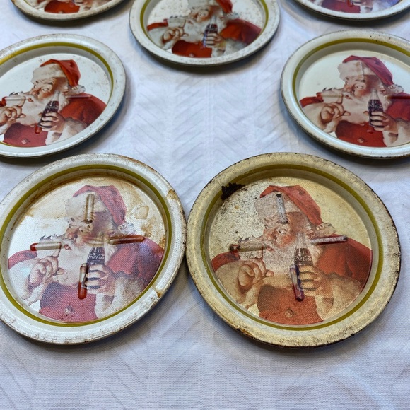 Vintage tin Santa and Coca Cola coasters. - Picture 4 of 8